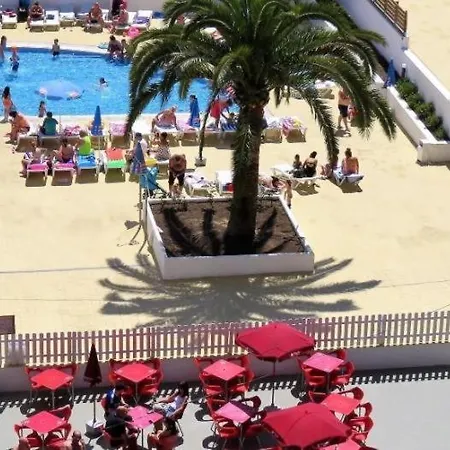 Internacional 2 Climatizado Y Piscinas