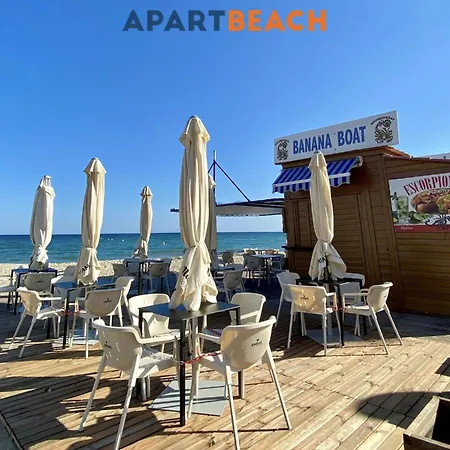 Internacional 2 Climatizado Y Piscinas Salou